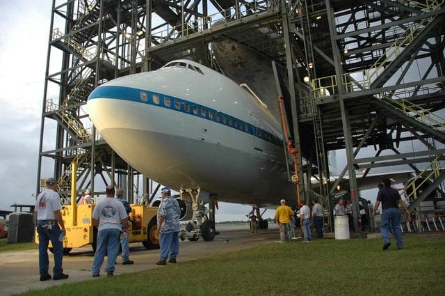 NASA image: KSC-07pd1786