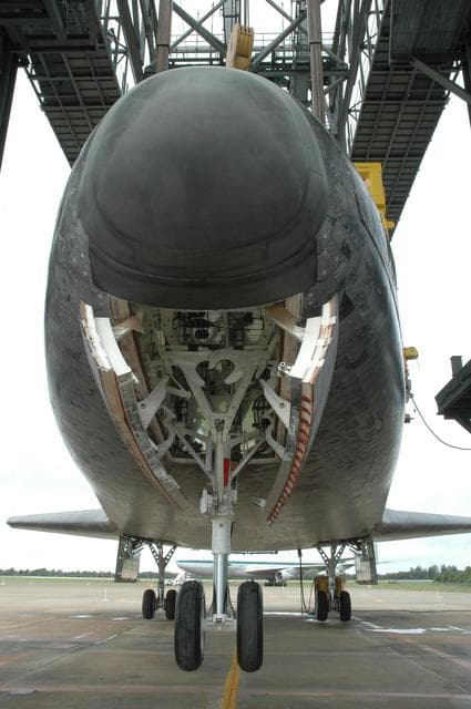 NASA image: KSC-07pd1791