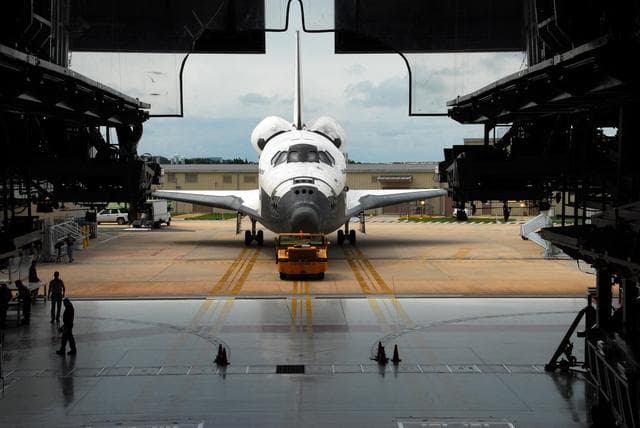NASA image: KSC-07pd1804