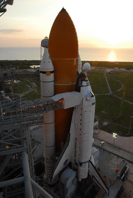 NASA image: KSC-07pd1827