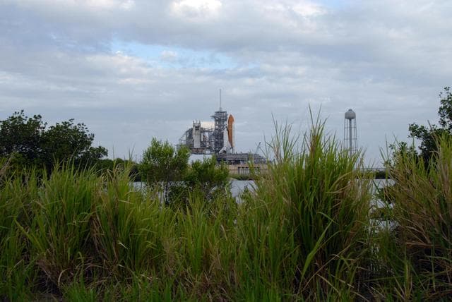 NASA image: KSC-07pd1837