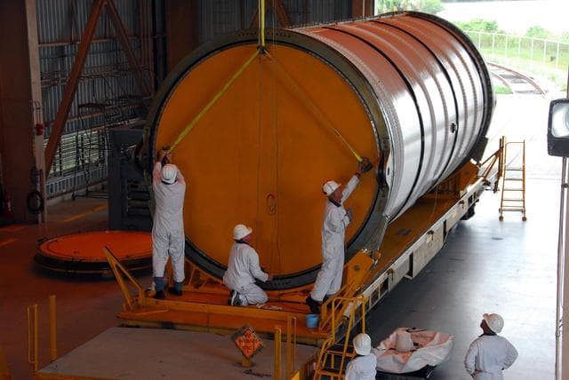 NASA image: KSC-07pd1867