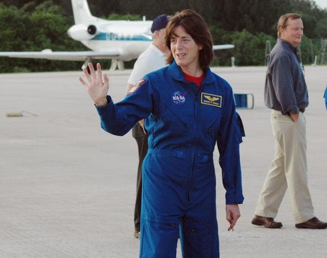 NASA image: KSC-07pd1881