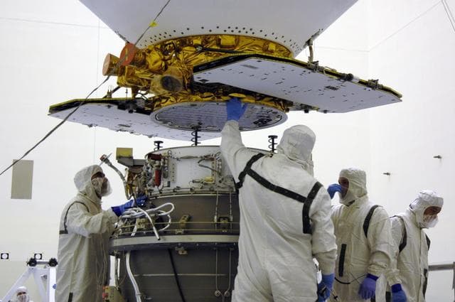 NASA image: KSC-07pd1907