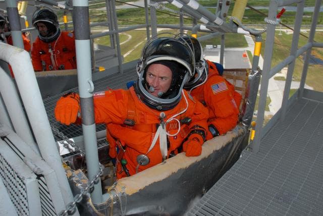 NASA image: KSC-07pd2001