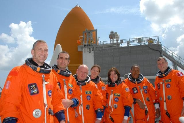 NASA image: KSC-07pd2004