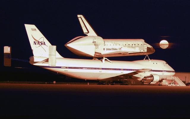 NASA image: KSC-07pd2044