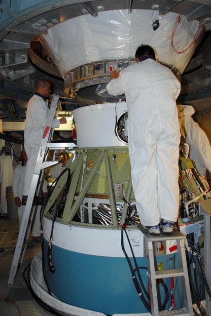 NASA image: KSC-07pd2054