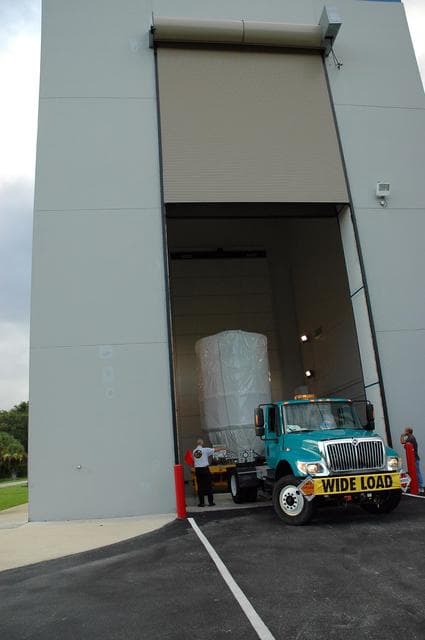 NASA image: KSC-07pd2063
