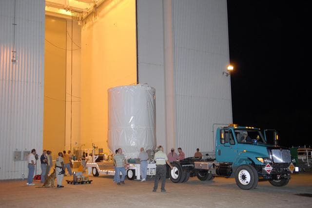 NASA image: KSC-07pd2072