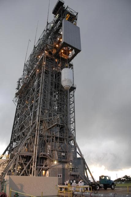 NASA image: KSC-07pd2077