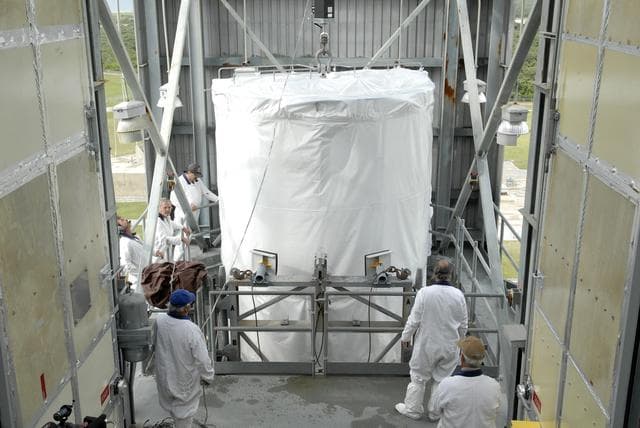 NASA image: KSC-07pd2078