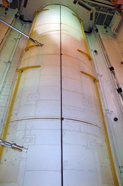 NASA image: KSC-07pd2125