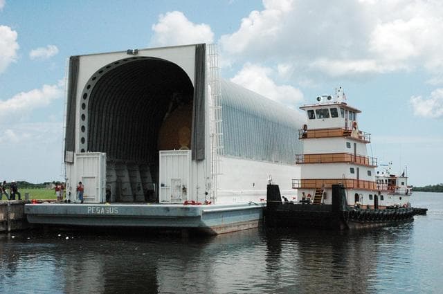 NASA image: KSC-07pd2132