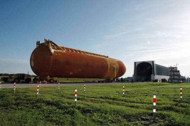NASA image: KSC-07pd2137