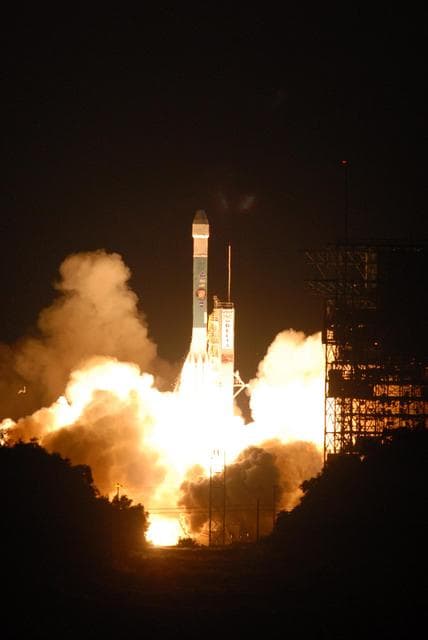 NASA image: KSC-07pd2170