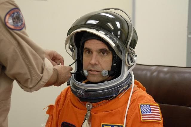 NASA image: KSC-07pd2239