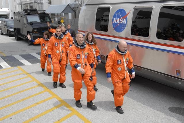 NASA image: KSC-07pd2245