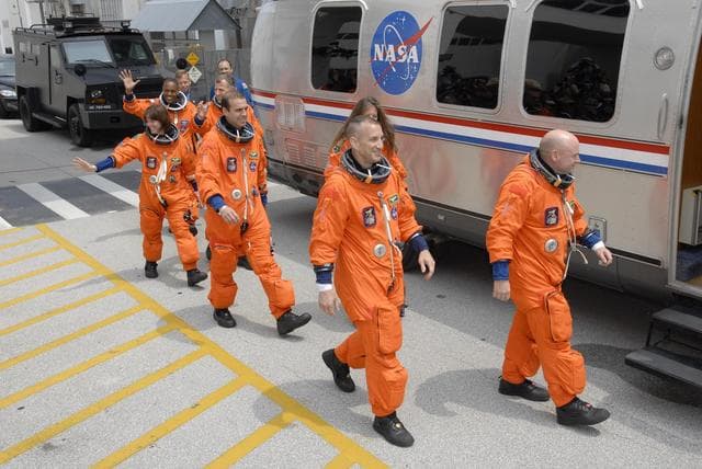 NASA image: KSC-07pd2246
