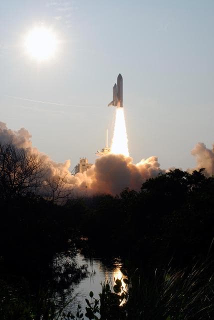 NASA image: KSC-07pd2265