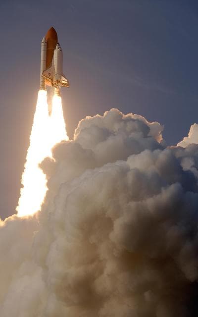 NASA image: KSC-07pd2272