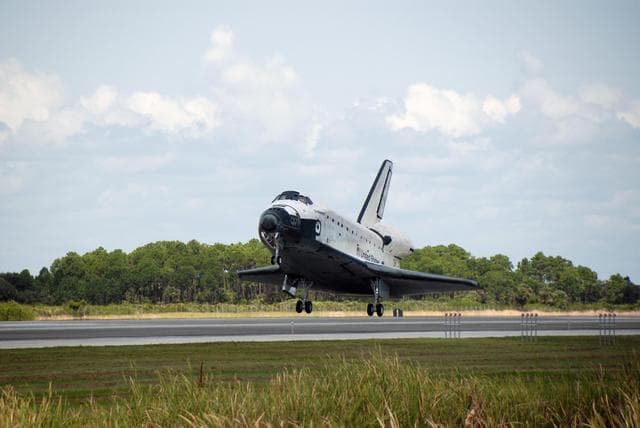 NASA image: KSC-07pd2298
