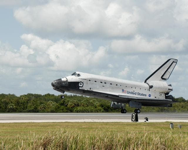 NASA image: KSC-07pd2300