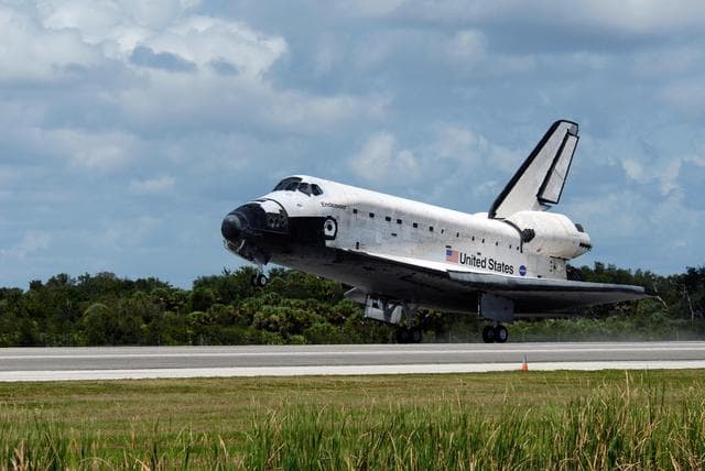 NASA image: KSC-07pd2323
