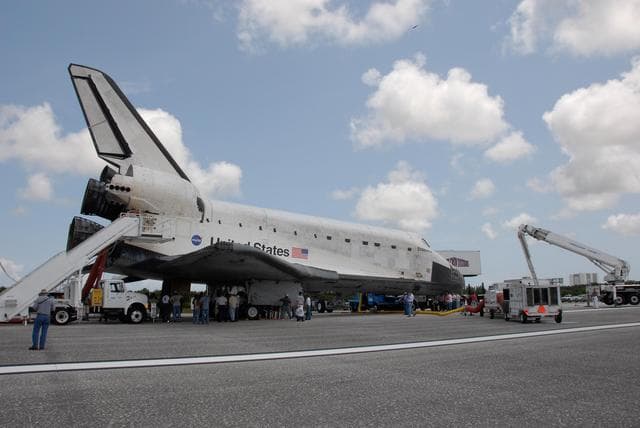NASA image: KSC-07pd2333