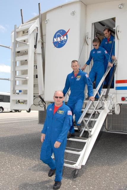 NASA image: KSC-07pd2334