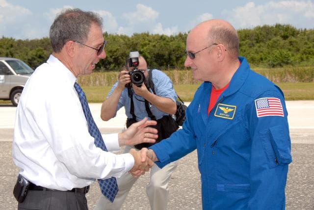 NASA image: KSC-07pd2335