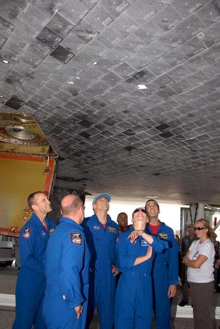 NASA image: KSC-07pd2341