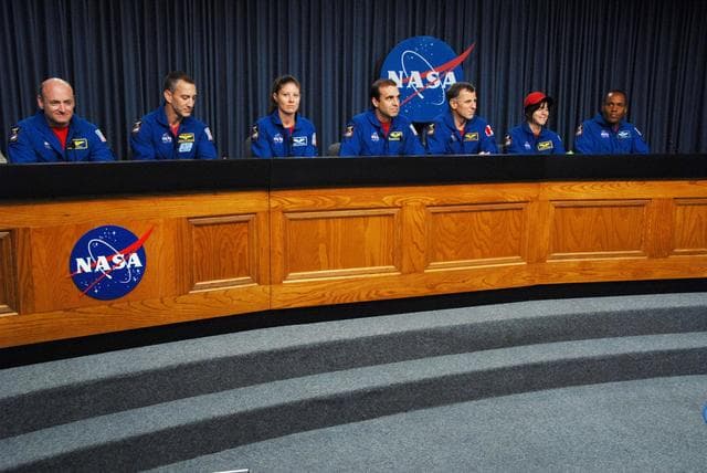NASA image: KSC-07pd2345