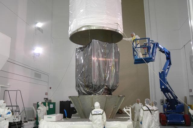NASA image: KSC-07pd2406