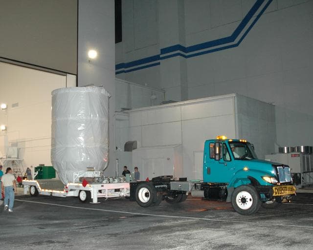 NASA image: KSC-07pd2423