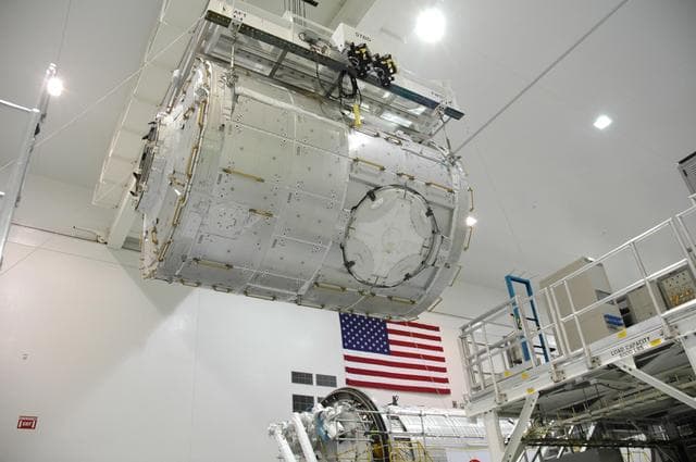 NASA image: KSC-07pd2449