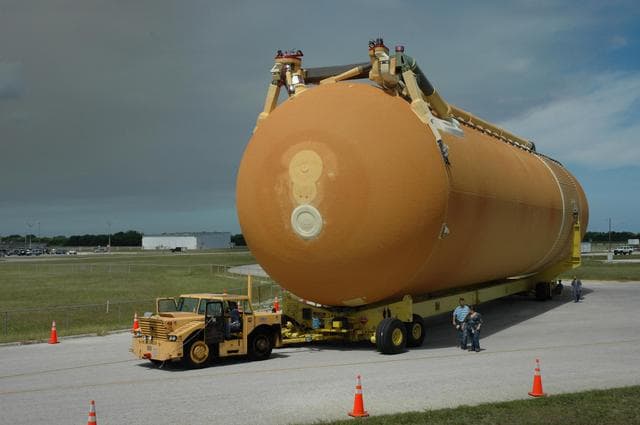 NASA image: KSC-07pd2467