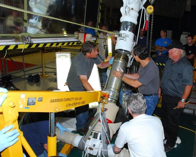 NASA image: KSC-07pd2506