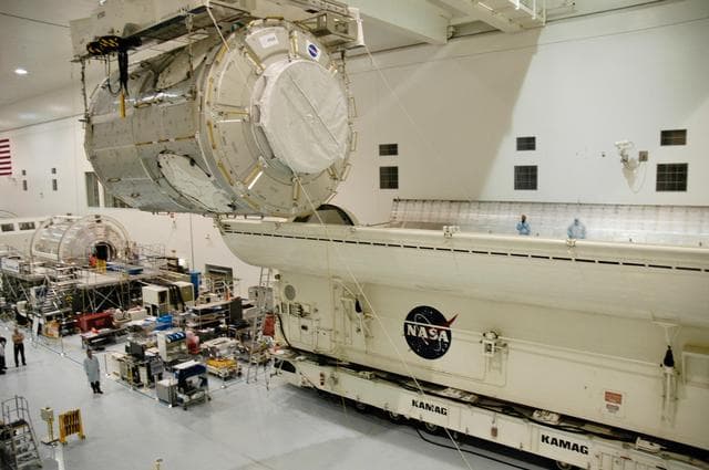 NASA image: KSC-07pd2528