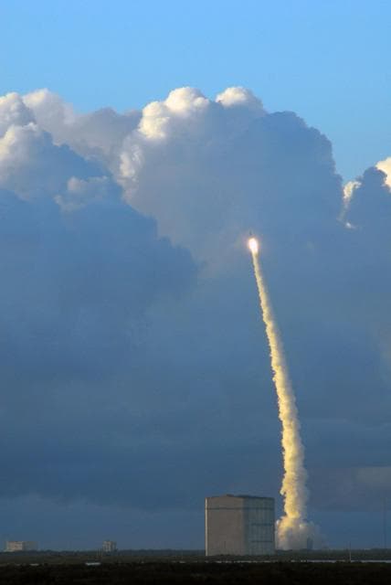 NASA image: KSC-07pd2585
