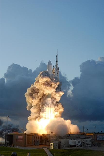 NASA image: KSC-07pd2592