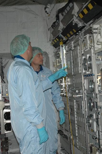 NASA image: KSC-07pd2604