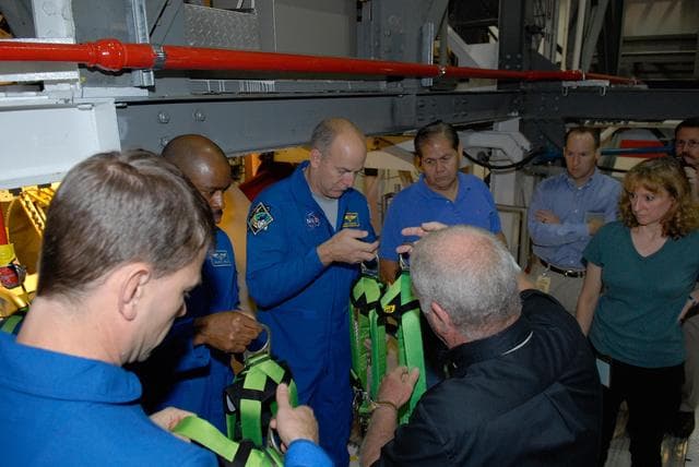 NASA image: KSC-07pd2605