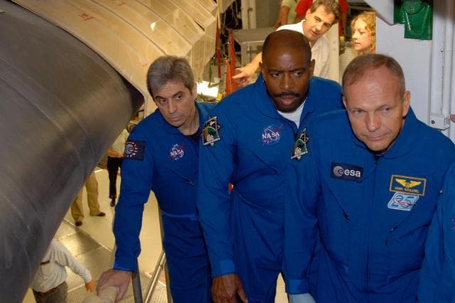 NASA image: KSC-07pd2614