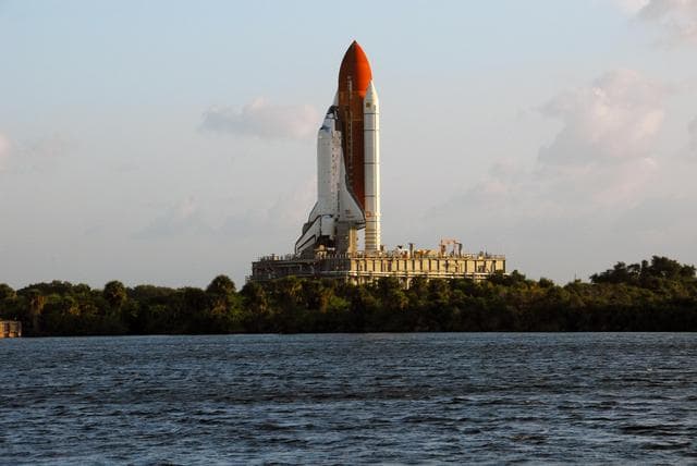 NASA image: KSC-07pd2623