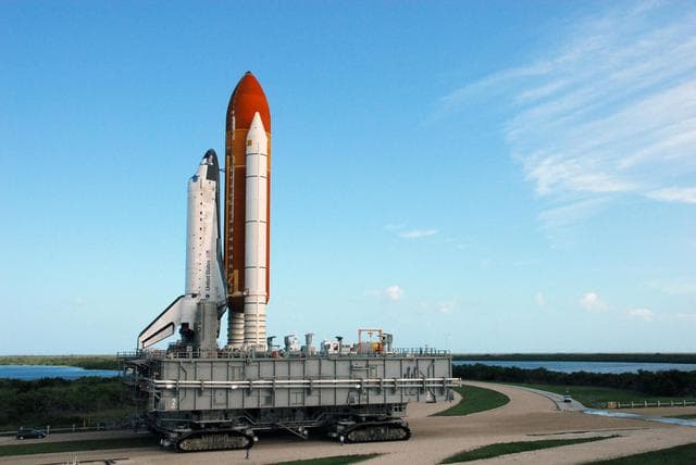 NASA image: KSC-07pd2627
