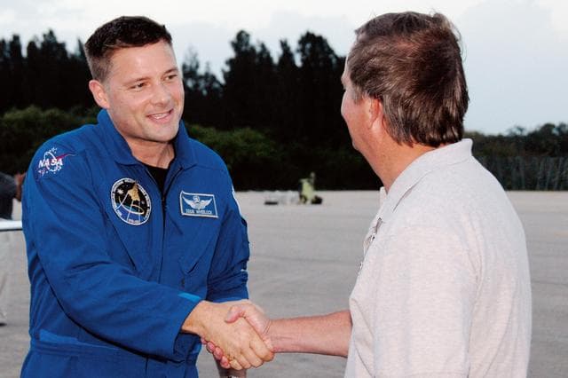NASA image: KSC-07pd2673