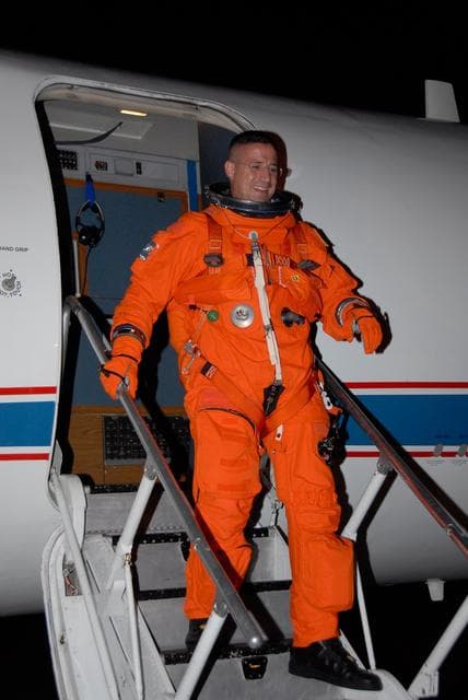 NASA image: KSC-07pd2695