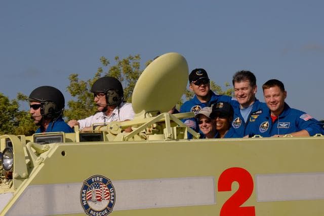 NASA image: KSC-07pd2701