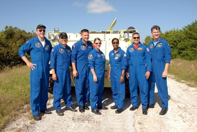 NASA image: KSC-07pd2713